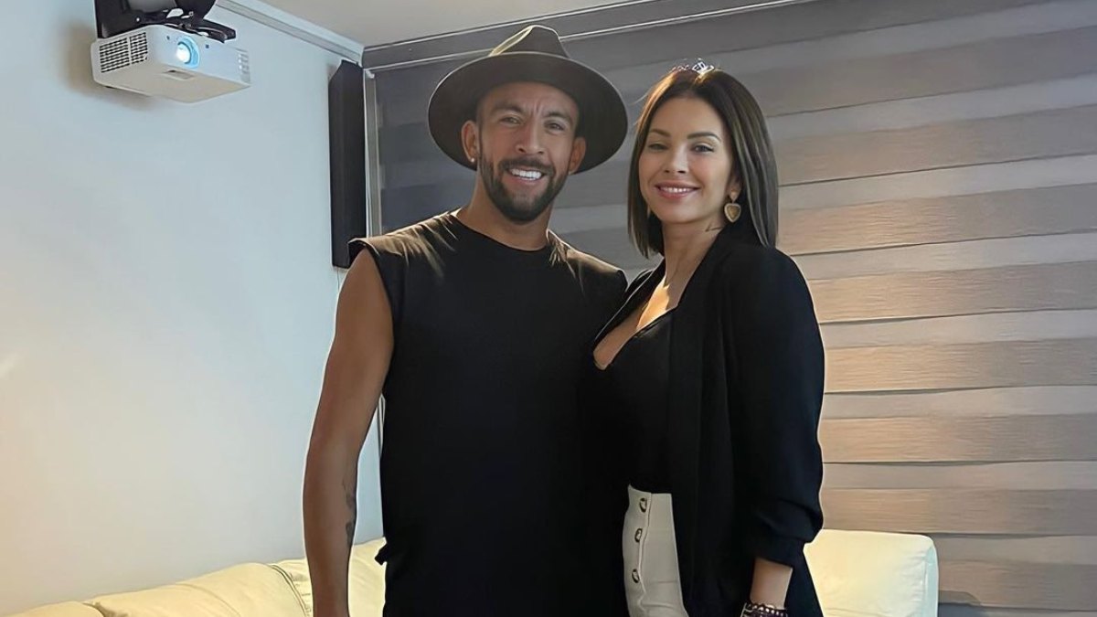 Thati Lira sorprende a Mauricio Isla en su cumpleaños: "Hoy te cuido a ti"