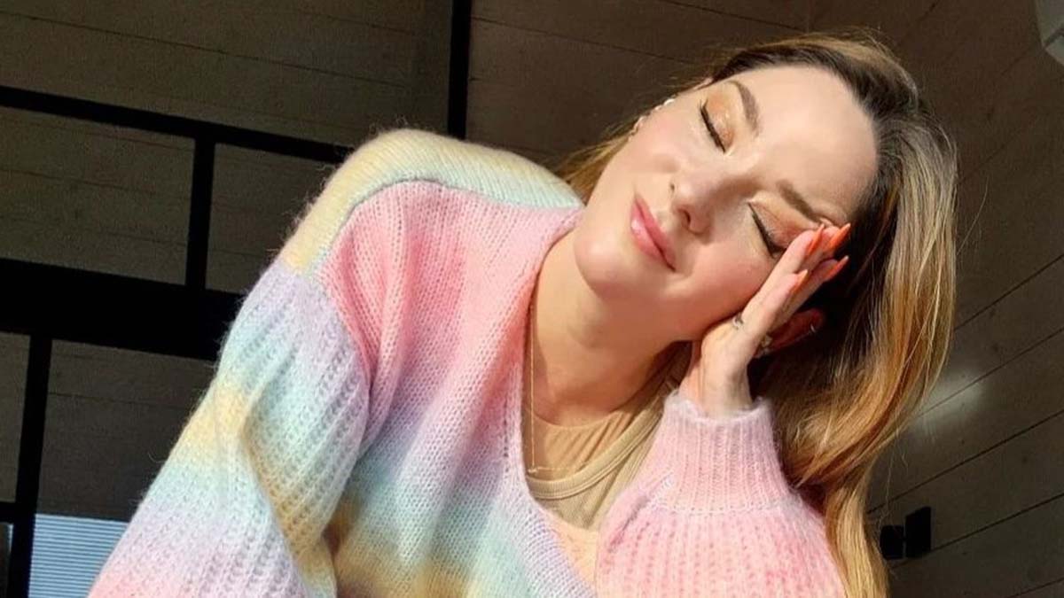 Kel Calderón enfrenta rumores de boda: ¿De qué es ese anillo?