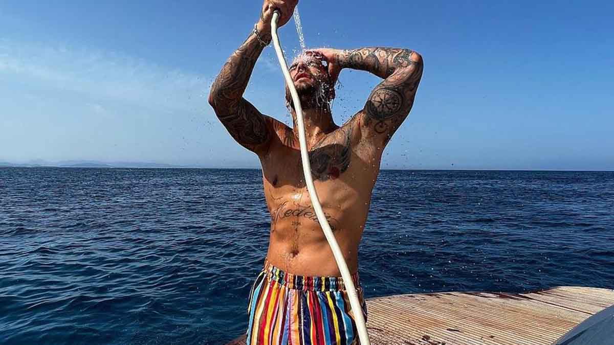 Maluma fue captado con su novia por paparazzis en España: ¿Quién es Susana Gómez?