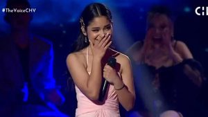 Valeria Fernández dio un conmovedor show en The Voice Chile
