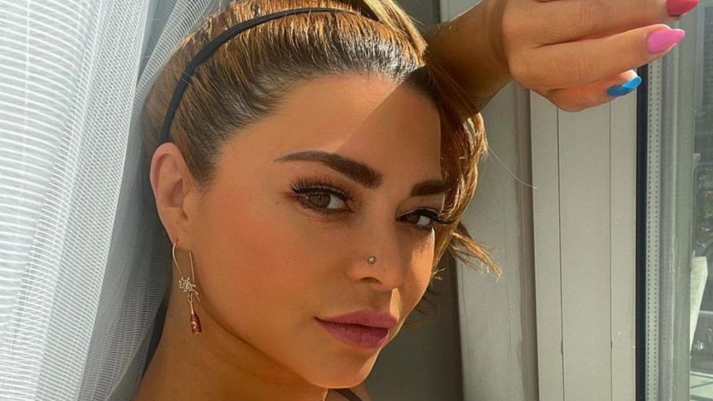 Antonella Rios Video