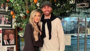 Ben Brereton y su polola revelaron el sexo de su bebé