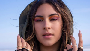 "Repitamos: el tercer single de la artista nacional Fiore