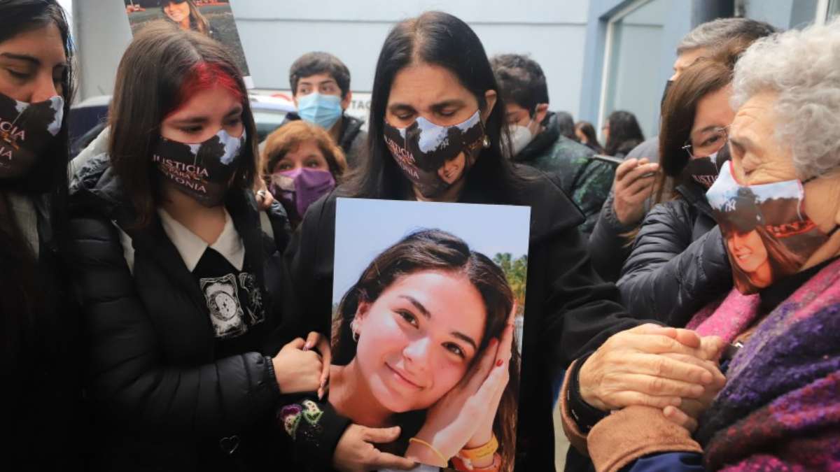 "No hay justicia": La madre de Antonia Barra responde tras conocer la sentencia de Martín Pradenas