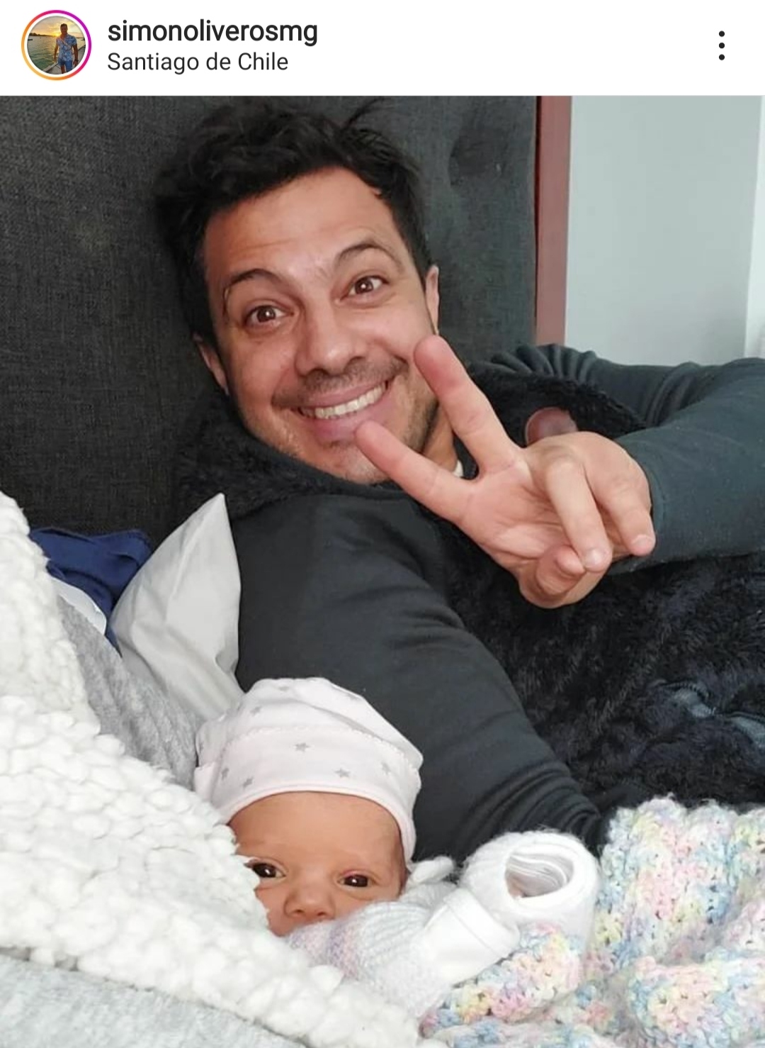 Simón Oliveros Lola