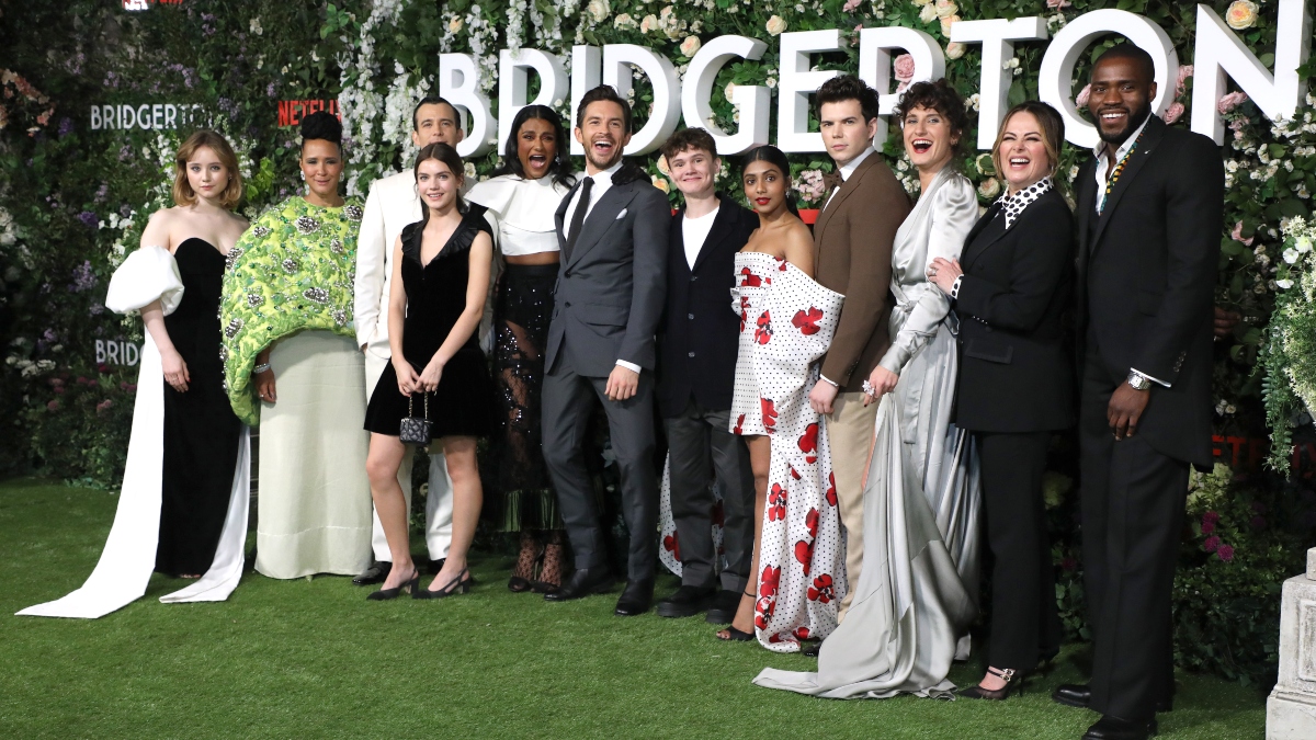 ¡Paren todo! Salieron nuevas imágenes de las grabaciones de la tercera temporada de Bridgerton