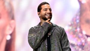 ¡Conmovedor! Maluma le regala casa a un niño con cáncer