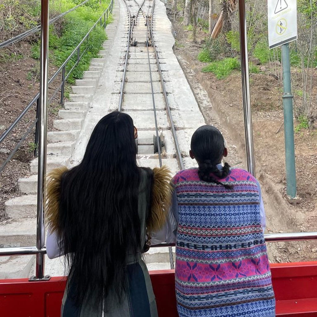 Publicación Dua Lipa Chile (2)