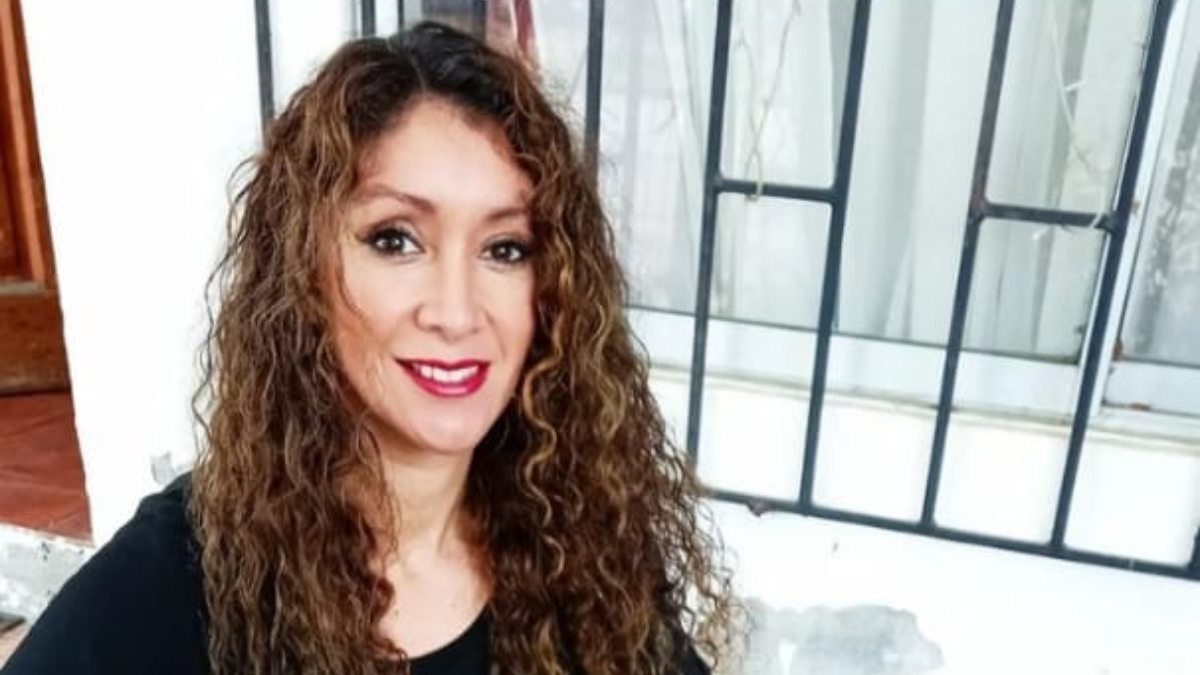Se aburrió: Angélica Castro responde a seguidor tras criticarla por su postura en el Plebiscito de Salida