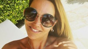 Daniella Campos se lució en los Latin Grammy junto a su pareja