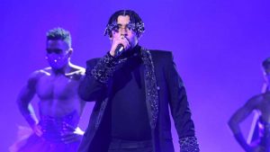 ¿Veremos a Bad Bunny volar? Así será la espectacular producción de su concierto en Chile