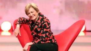 Era su profesor en la universidad: Evelyn Matthei recordó cómo empezó el pololeo con su esposo