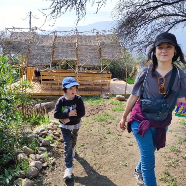 Fernanda Salazar Y Su Hijo