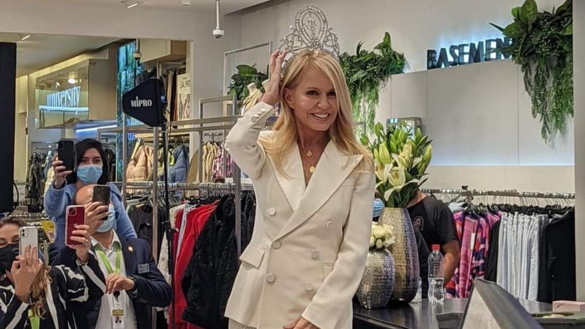 La razón por la que casi se suspende el matrimonio de Cecilia Bolocco