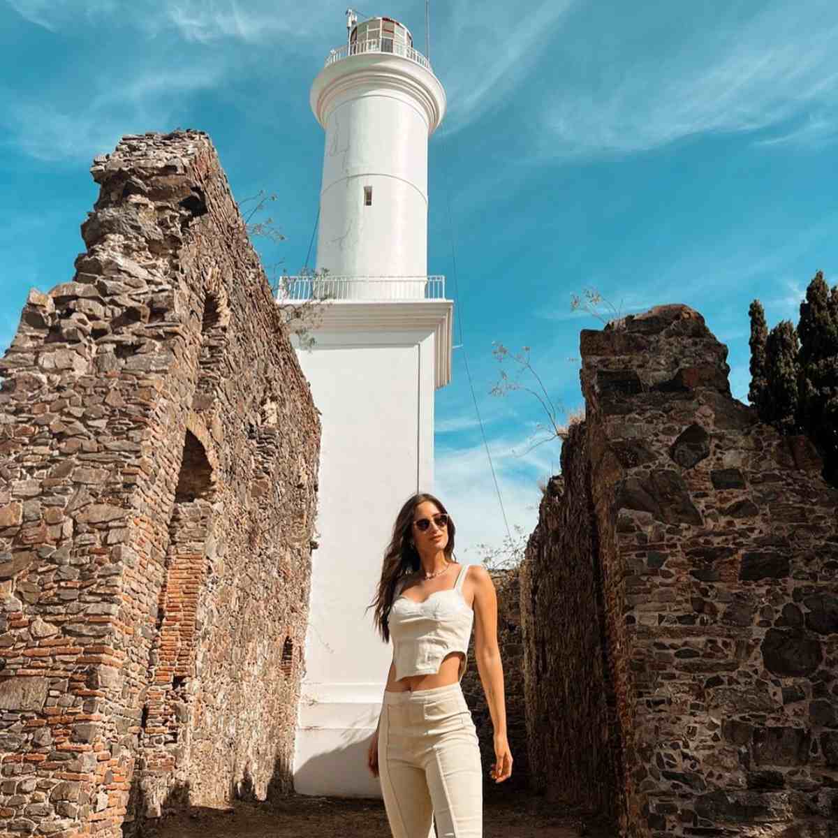 Melina Noto Y Pangal 