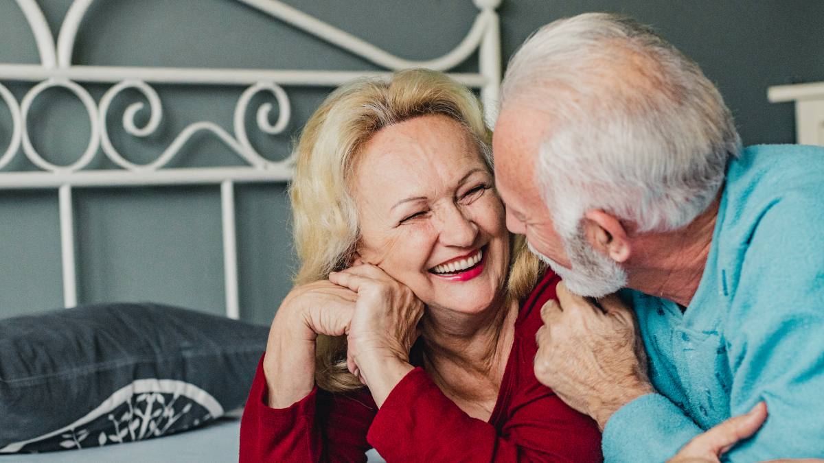 Estudios despejan el mito: ¿Qué pasa con la vida sexual después de la menopausia?