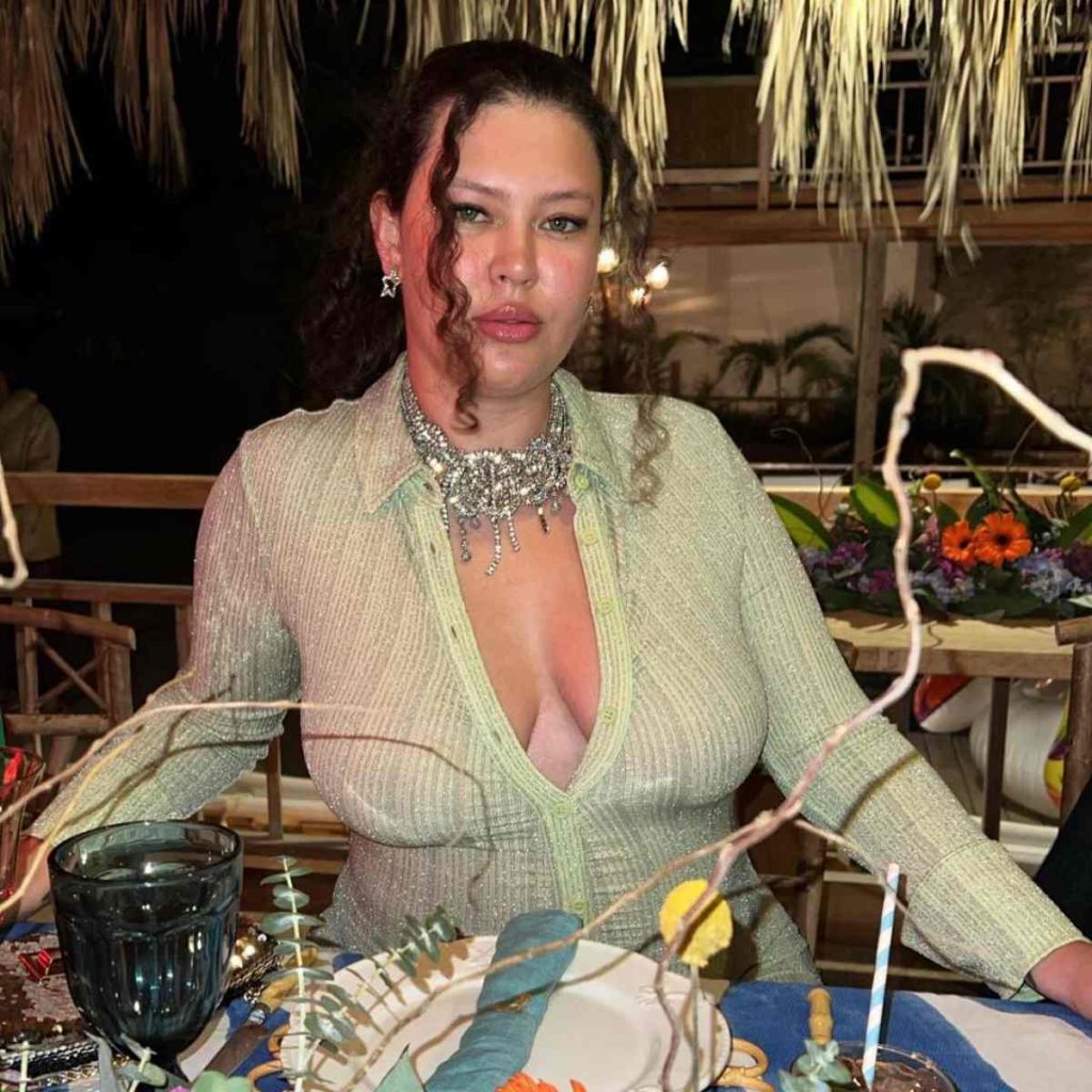 Michelle Carvalho Vestido 