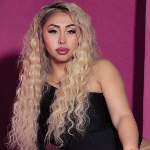 Naya Fácil vuelve al contenido para adultos y ya hace un casting en Twitter