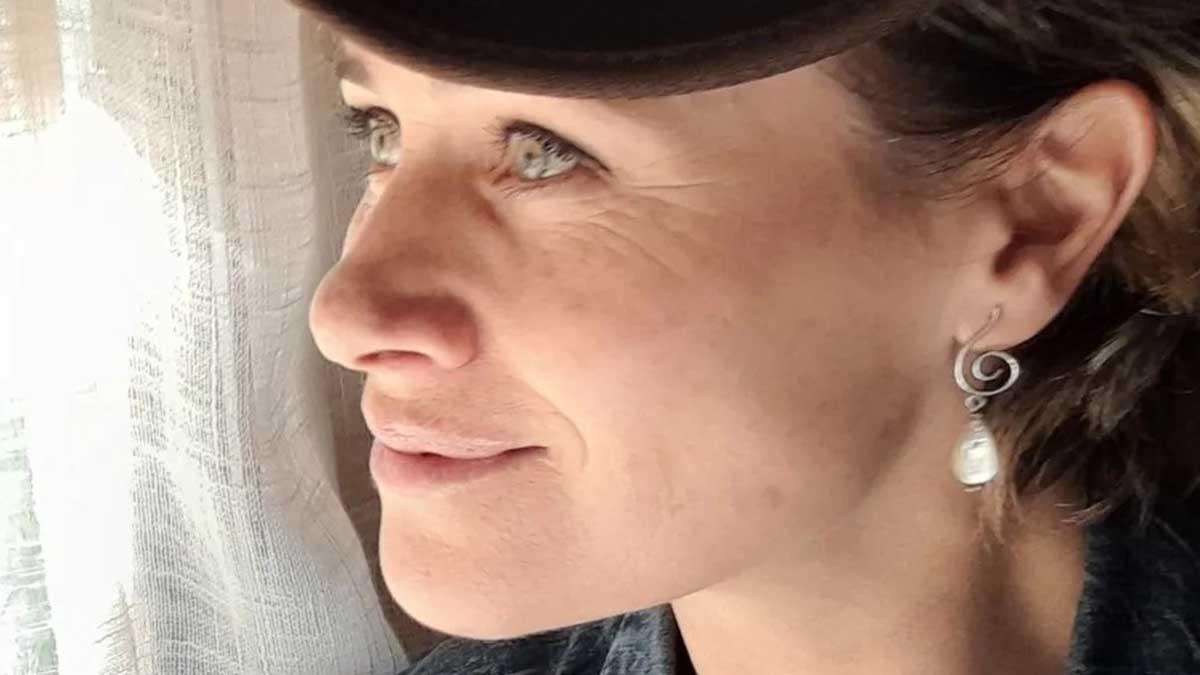 "Es igual a tu bebé": Amaya Forch enterneció a sus fans con retro foto de cuando era niña