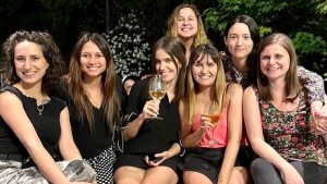 Equipo de Sabingo realiza fiesta de despedida a Millaray Viera