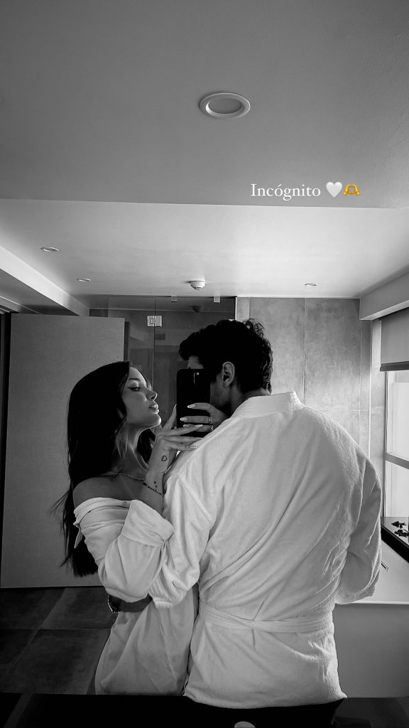 Cata Vallejos y su pololo