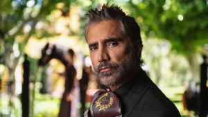 Mientras se prepara para Viña, Alejandro Fernández lanza nueva canción