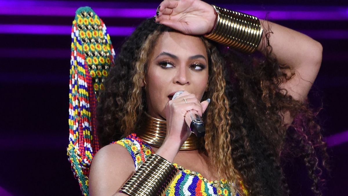 Beyoncé cobra millonaria suma para dar un concierto en Dubai