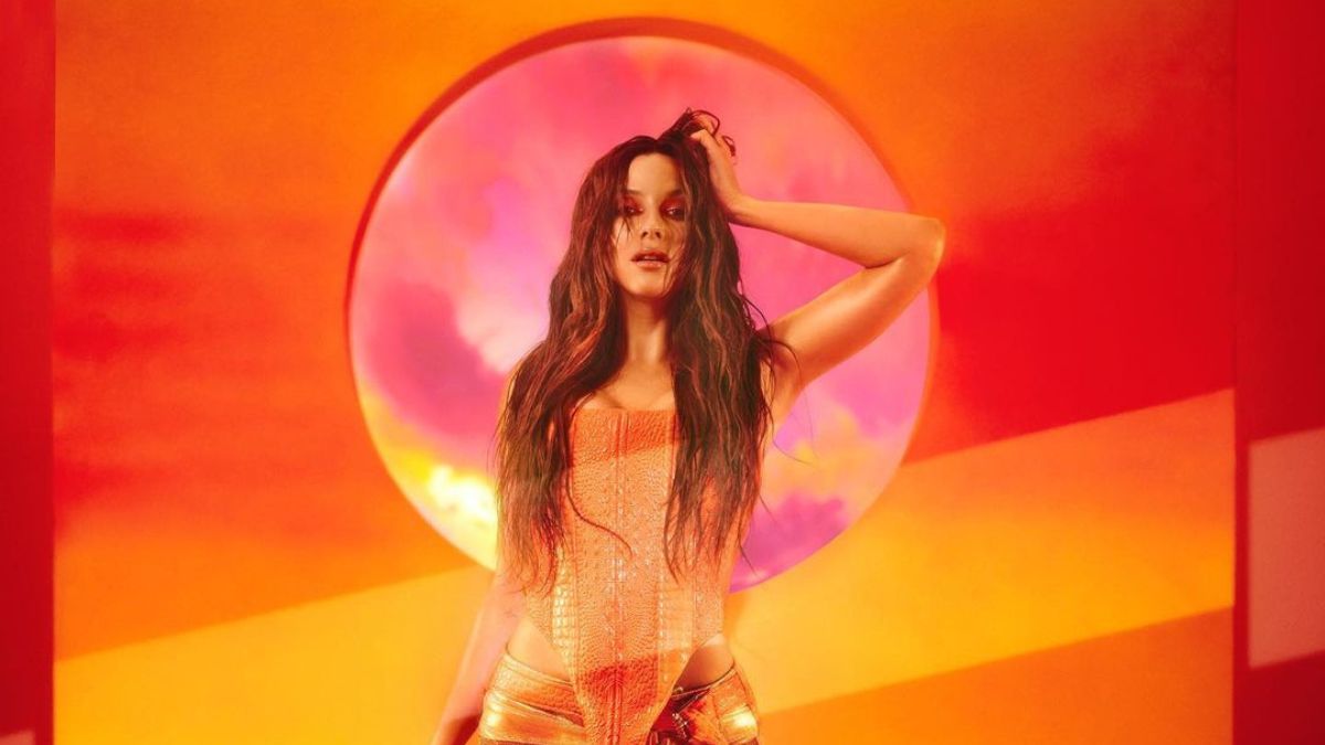 Kel Calderón sorprende con sensual sesión de fotos en redes sociales