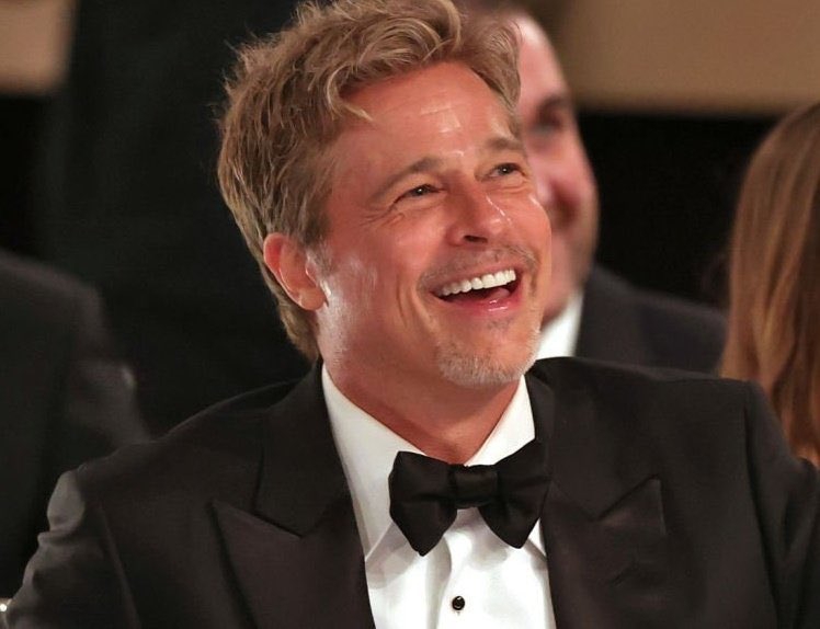 Brad Pitt Golden Globes 2023