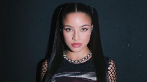 ¡Irreconocible! Así lucía Emilia Mernes en el Festival de Viña 2017