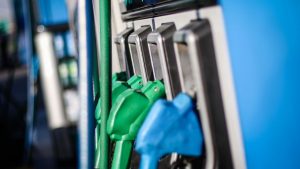 Baja de bencina: ¿ De cuánto es la variación y cuándo comenzará a correr esta medida?