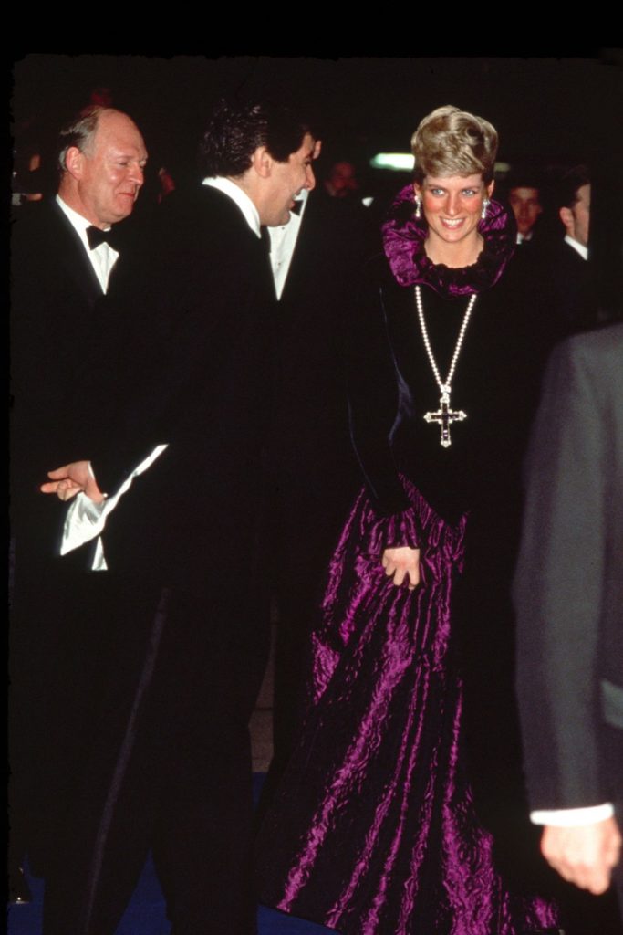 Kim Kardashian Compro Joya De Diana De Gales