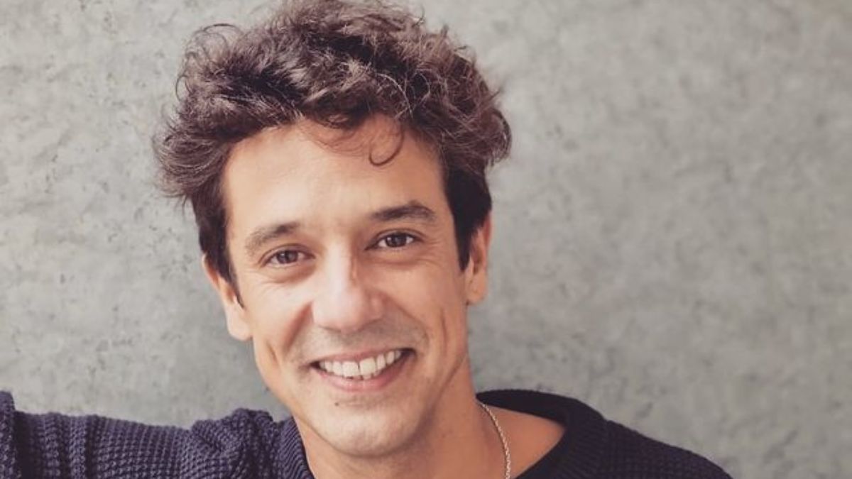 "Papacito": Matías Oviedo compartió postales junto a su hija en la playa