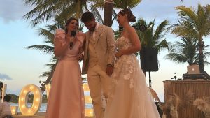 Rodeada de palmeras: Las emotivas palabras de la mamá de Belén Soto en su matrimonio