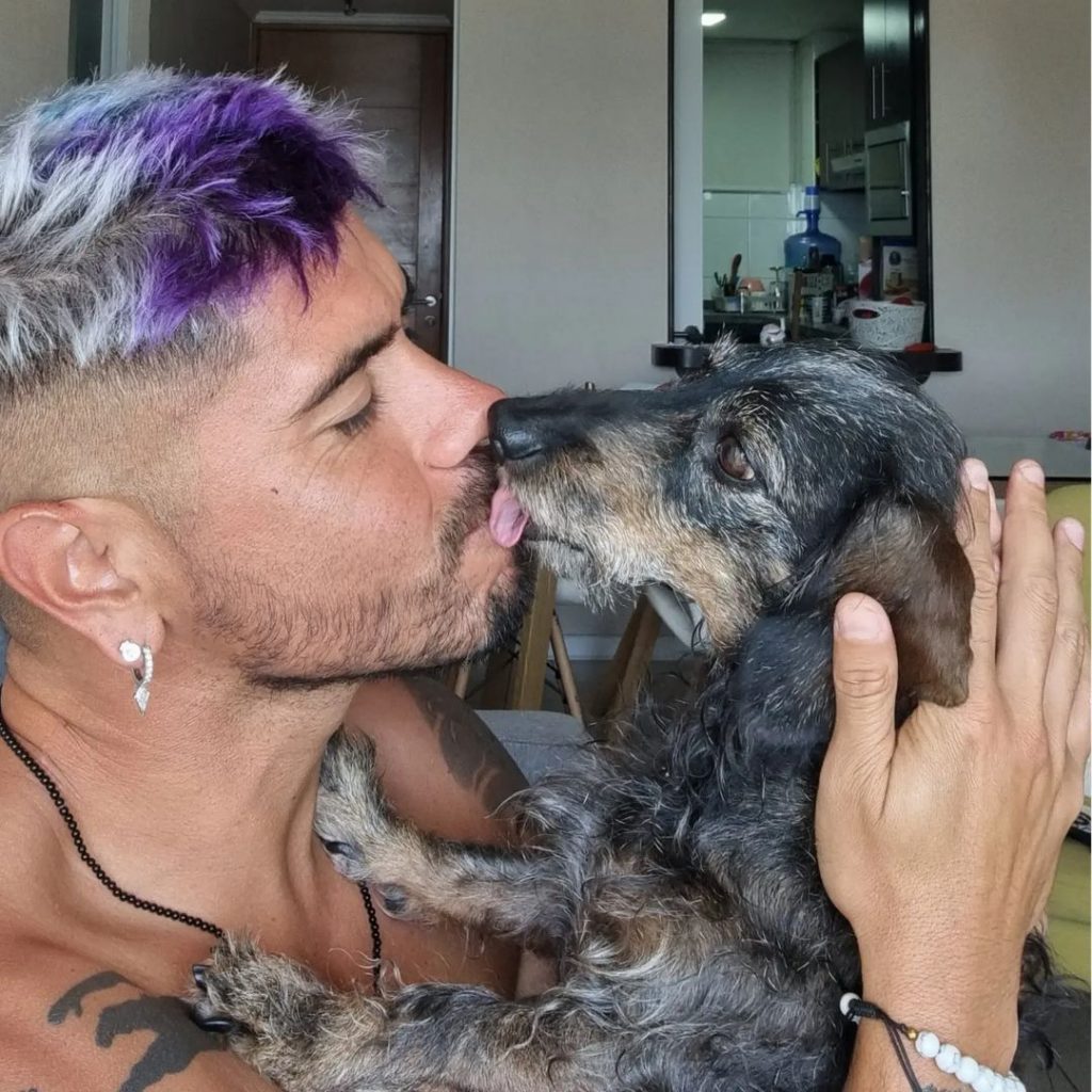 Diego Sánchez Y Su Perro 1