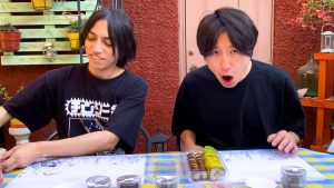 El Youtuber TaBo Queda Sorprendido Con El Sushi Chileno (2)