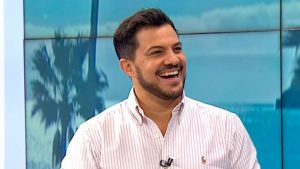 Cambia de canal: Revelan los motivos por los que Simón Oliveros dejaría Mega