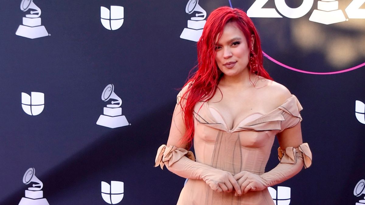 Previo a su debut en Viña 2023: Karol G anuncia estreno de su nuevo disco
