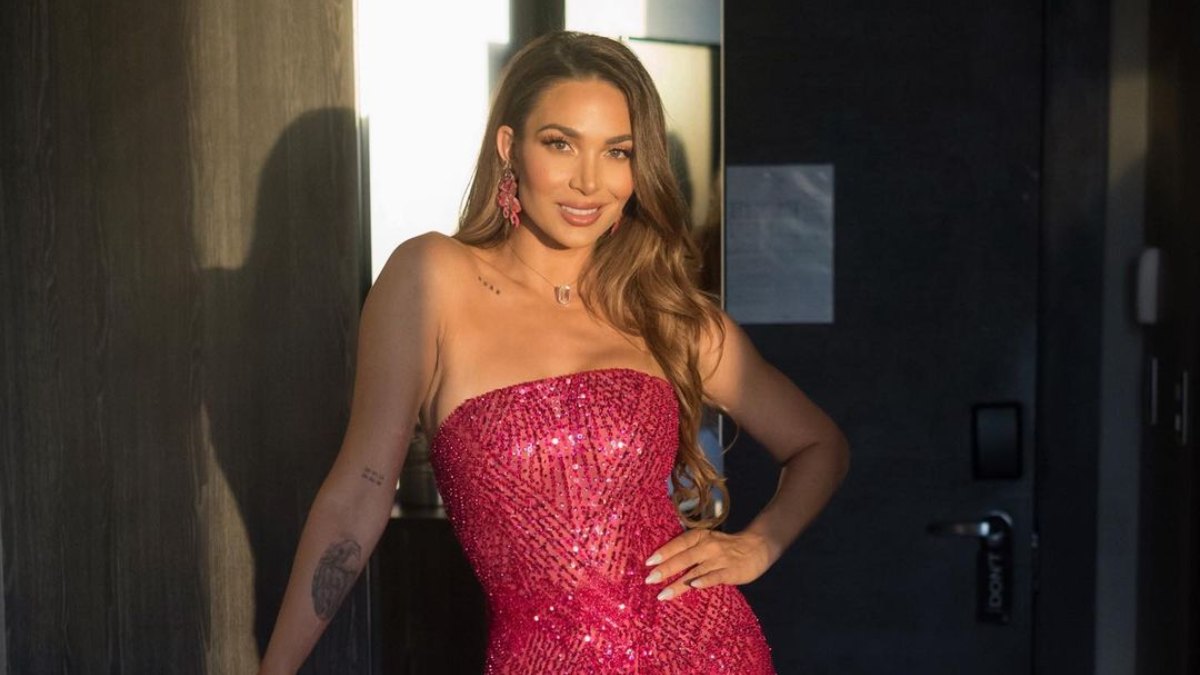 El detalle en el vestido de Lisandra Silva que se llenó de críticas en Instagram