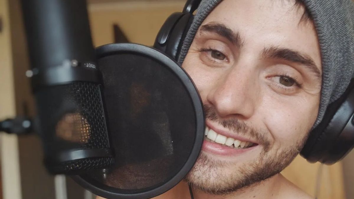 "Pilucho es mejor": Actor de La Ley de Baltazar impactó con sensual video cantando en poca ropa