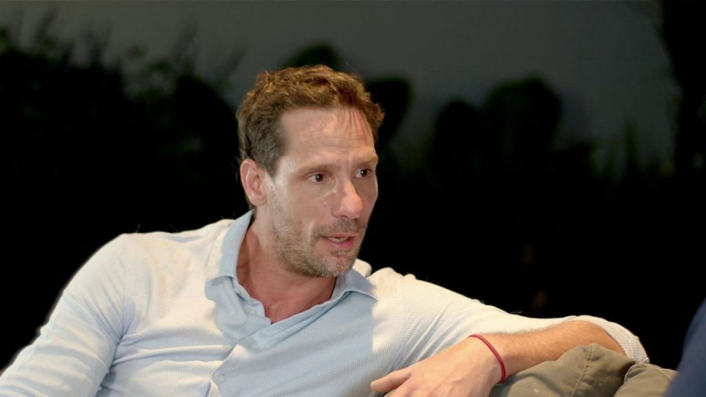 Gonzalo Valenzuela Relación