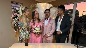 "Desde el cielo bendice esta unión": Papás de Tamara Moya dan el sí acompañados de reconocida famosa