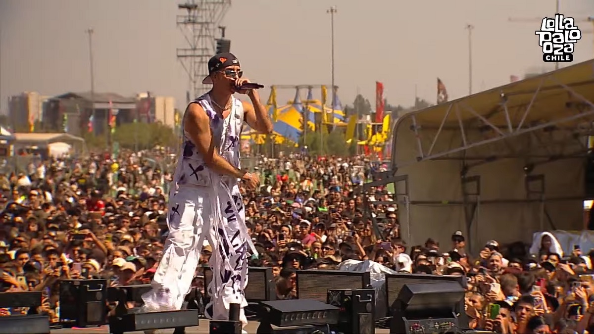 Entre altas temperaturas y desmayos, Pailita se presentó en el Lollapalooza Chile 2023