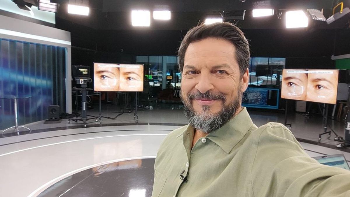 Periodista Contigo En La Manana 