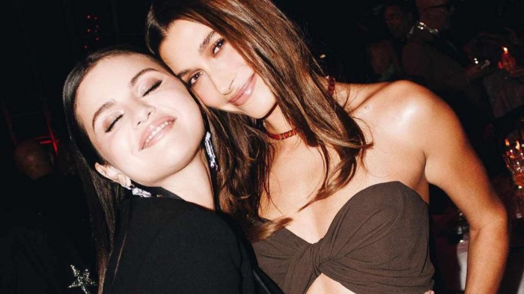 Selena Gomez Hailey Bieber