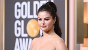 ¡Encendió las redes! Selena Gomez sorprende a sus seguidores con foto en bikini y cambio de look