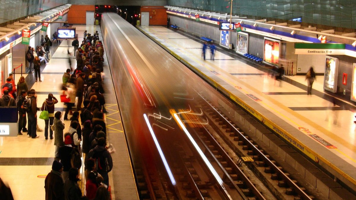 Horario Metro Semana Santa (3)