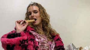 "Reinona": Josefina Montané se convirtió en una Barbie por su cumpleaños