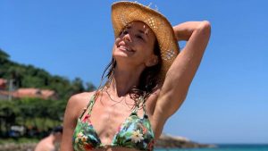 "Le faltan cazuelas": María José Prieto recibe odioso comentario al mostrar su figura en bikini