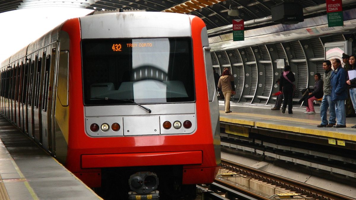 Metro De Santiago Anuncio (1)